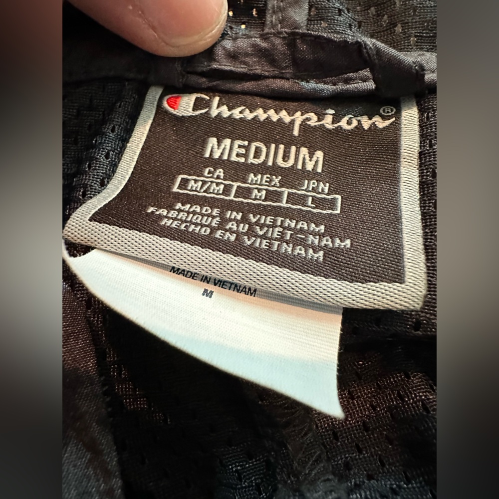 Champion‎ jacket - Picture 6 of 6